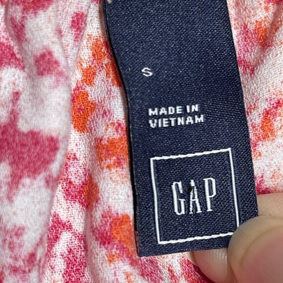 ‎GAP pink orange shorts romper, size small - Picture 6 of 12